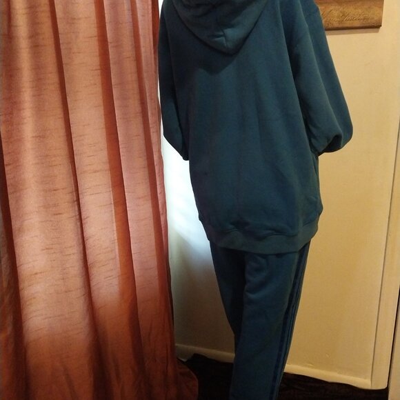 Adidas Originals Ivy Park NEW 2 PC Set + A FREE Ivy Park Set Added Bonus* - Picture 11 of 16